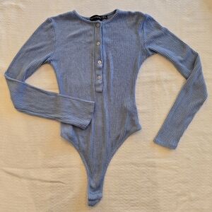 Blue Ribbed Pretty Little Thing Bodysuit. Size 4, EUC, Soft!